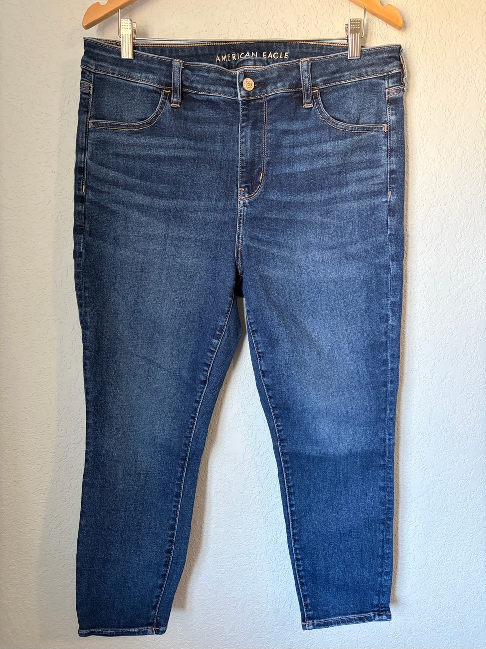 American Eagle High Rise Jegging Crop